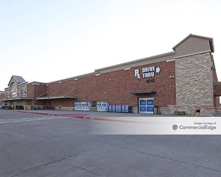 Photo of commercial space at 1210 North Greenville Avenue in Allen