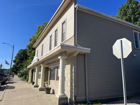 Commercial space for Rent at 703 Frankfort Ave in Elberta