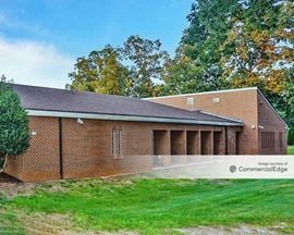 600 Southlake Blvd