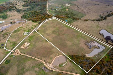 Photo of commercial space at TBD County Road 259 in Cameron
