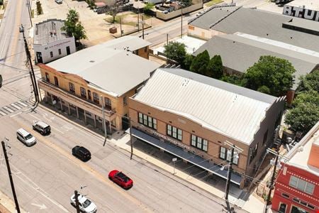 Retail space for Sale at 1425 S Flores St in San Antonio