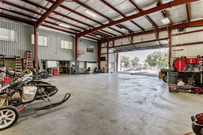 Fully Leased Multi Tenant Industrial