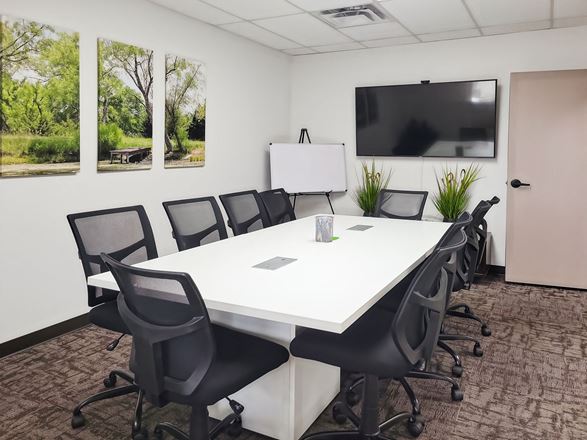 Regus - Lafayette - The Plaza