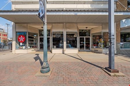 Retail space for Sale at 613 Austin Ave in Waco