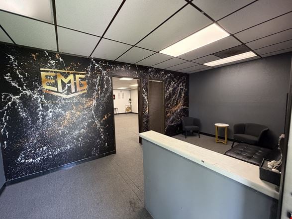 6702 Inglewood Avenue, Suite H