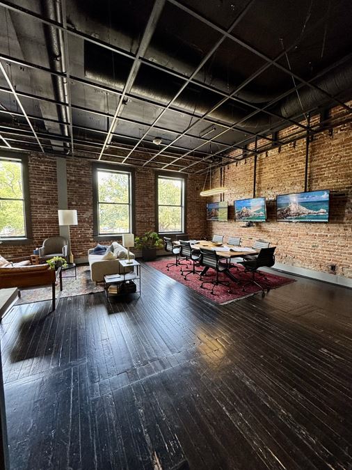 Downtown Lakeland Boutique Office Space