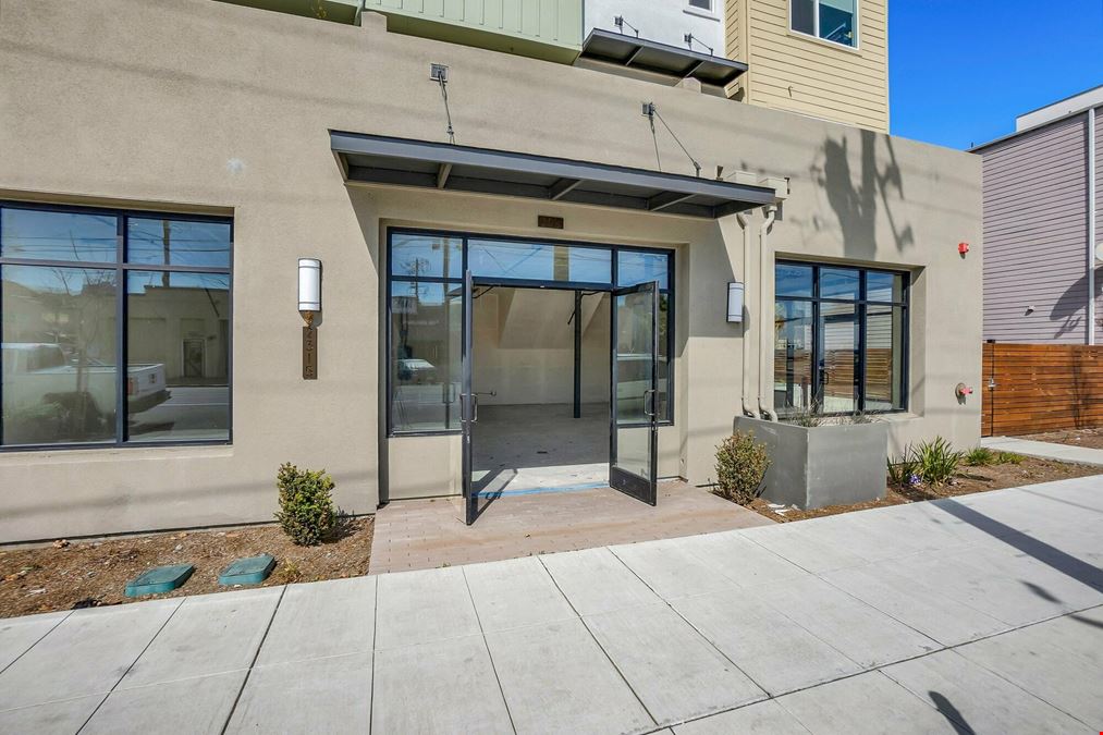 950 West Grand Ave