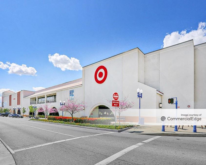 809 North Azusa Avenue, Azusa Retail Space For Lease