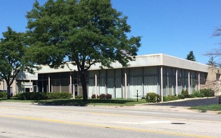 Office space for Rent at 1728 W Algonquin Rd in Hoffman Estates