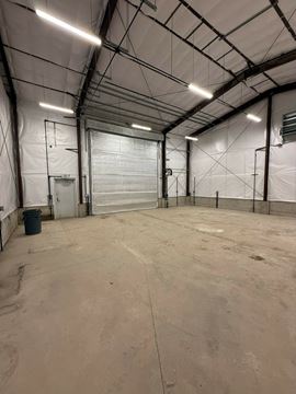 1,600 SF Industrial Building