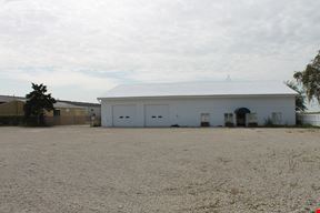320 W Lincoln Hwy