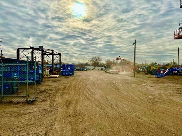 7100 & 7140 Eudora Dr