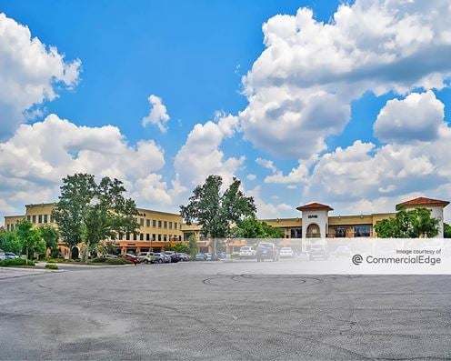Plaza Las Campanas