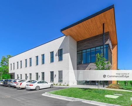 Photo of commercial space at 4287 Spruill Avenue in North Charleston