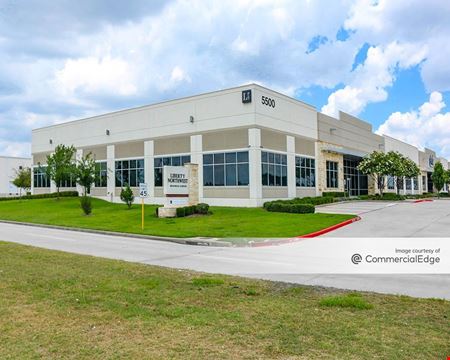 Commercial space for Rent at 5500 North Sam Houston Pkwy West in Houston