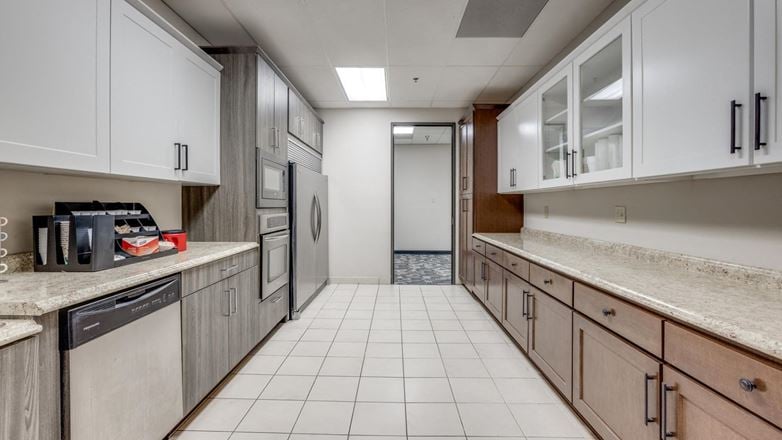 10707 Corporate Dr - Executive Suites