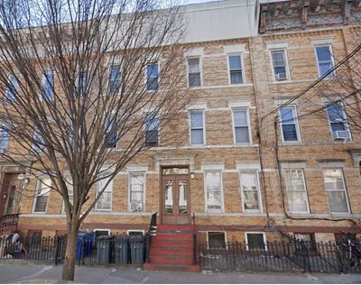 456 Grant Ave