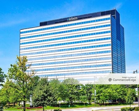 Office space for Rent at 150 North Martingale Road in Schaumburg