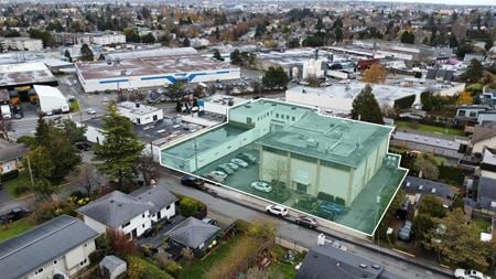 Photo of commercial space at 717-721 Aldebury Street in Victoria