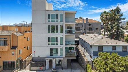 Multi-Family space for Sale at 10918 Camarillo Street in Los Angeles