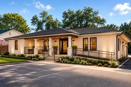 1101 S Main St, Lindale, TX