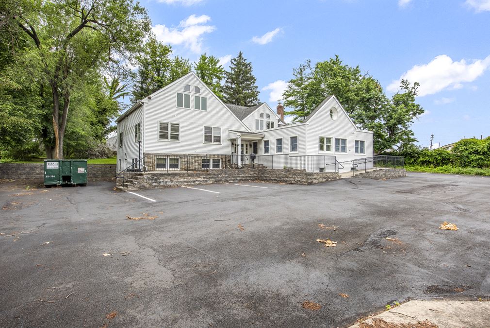 724 Fitzwatertown Rd