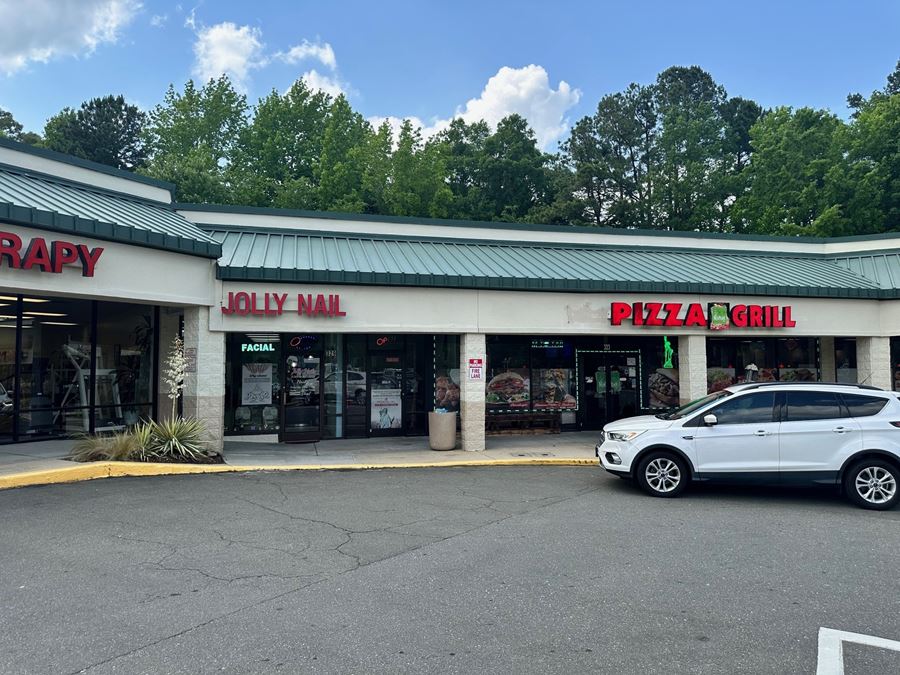 Shops at Roxboro Square