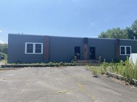 195 W Newberry Rd