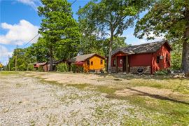 22244 N Highway 281