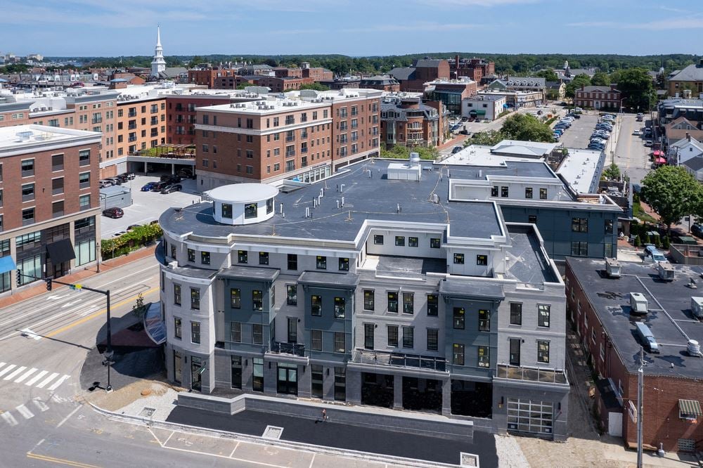 46 Maplewood Avenue 46 Maplewood Avenue Retail Space