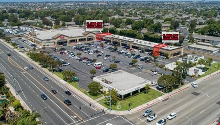 Retail space for Rent at 8871-8965 Atlanta Avenue in Huntington Beach
