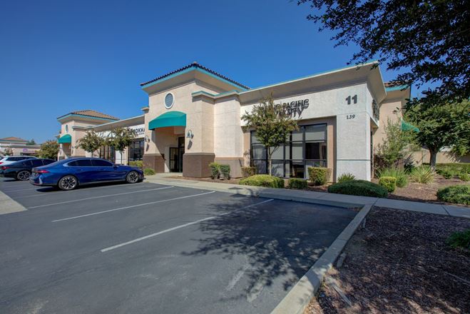 139 W El Portal Drive Suites