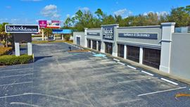 Single-Tenant Freestanding Retail
