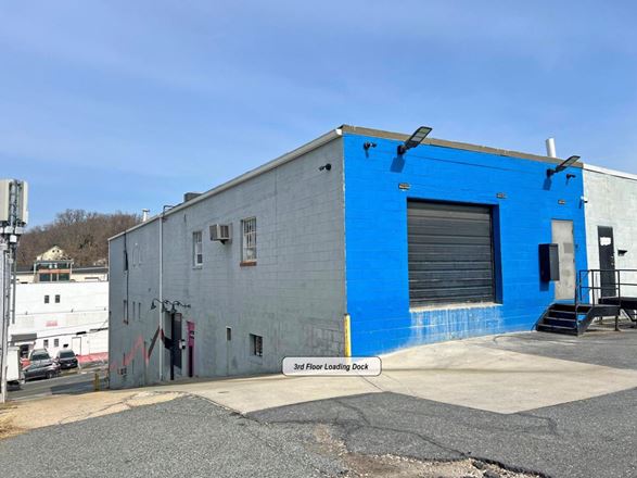4216 Howard Ave