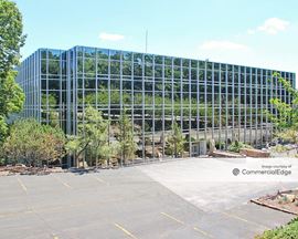 The Exchange - 925 Westchester Avenue