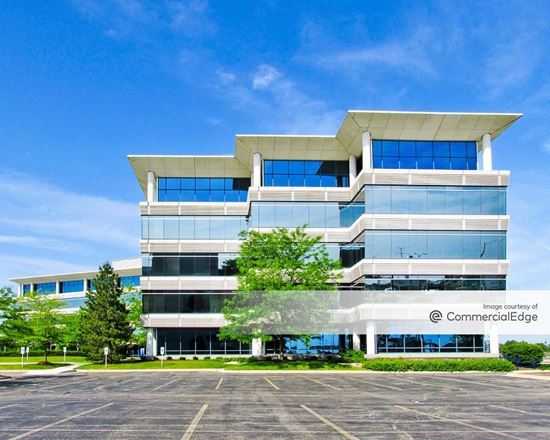 Oak Brook Pointe