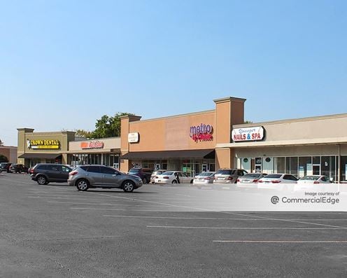 Crest Plaza