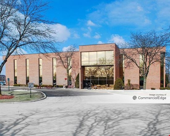 970 N. Oaklawn Avenue