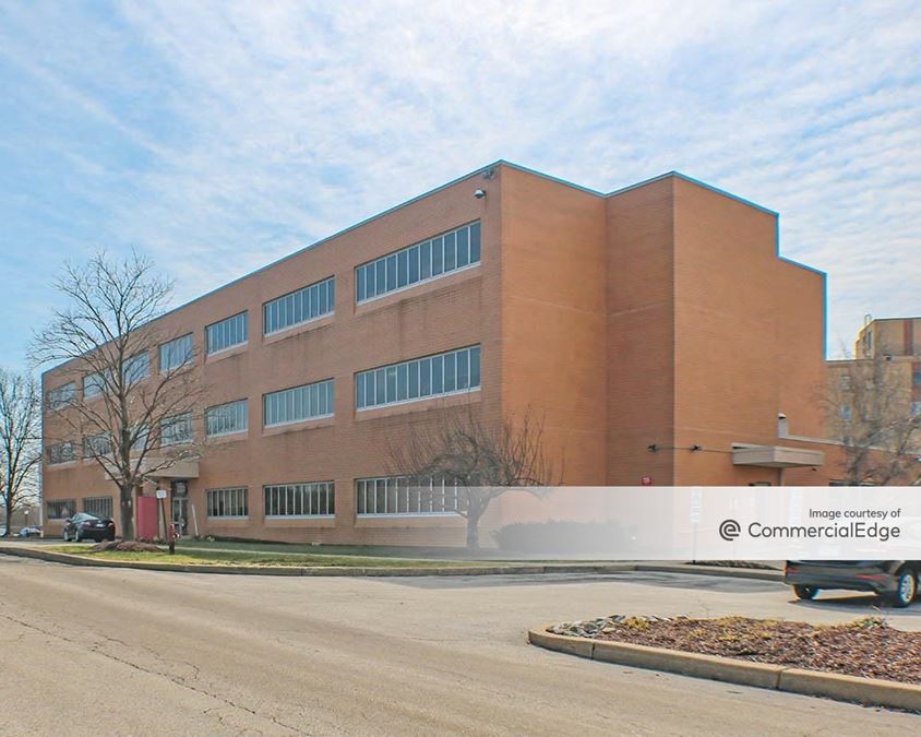 Nazareth Hospital Physicians Office Building 2701 Holme Avenue