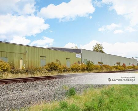 Industrial space for Rent at 426 Freeport Road in Creighton