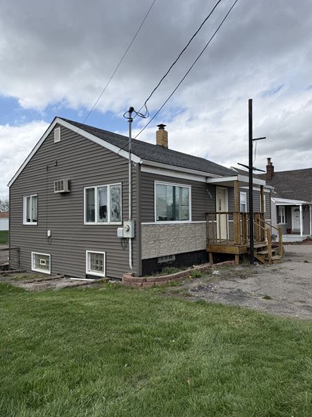 Office space for Sale at 400 South Waverly Road in Lansing