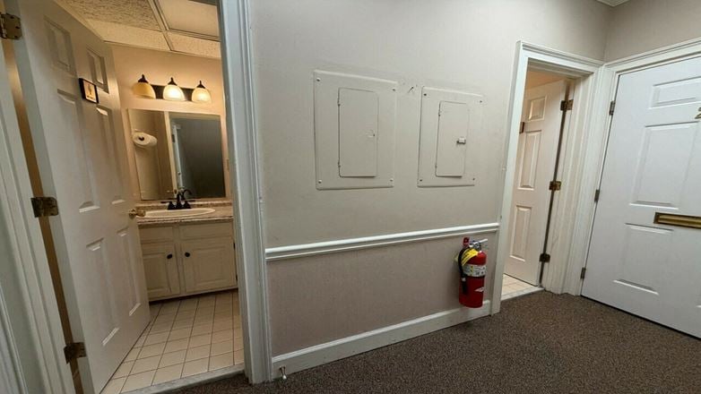 ±2,000 SF - Marietta Office