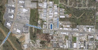 12,000± SF on 0.73 AC Industrial Availability in Memphis