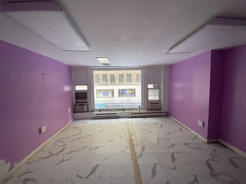 243-245 W 38th St