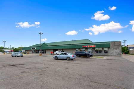 Retail space for Sale at 11811-25 E Eight Mile in Warren