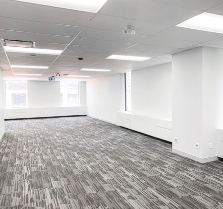 403      Space Photo Gallery 3