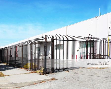 Industrial space for Rent at 1050 West Rialto Avenue in San Bernardino