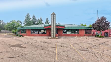 Photo of commercial space at 2524 S. Cedar St. in Lansing