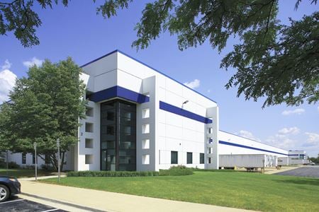 Industrial space for Rent at 2 Gateway Court in Bolingbrook