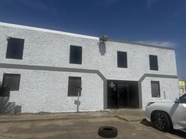 South Houston Warehouses: 10,410 sq ft / 28,400 sq ft Lot